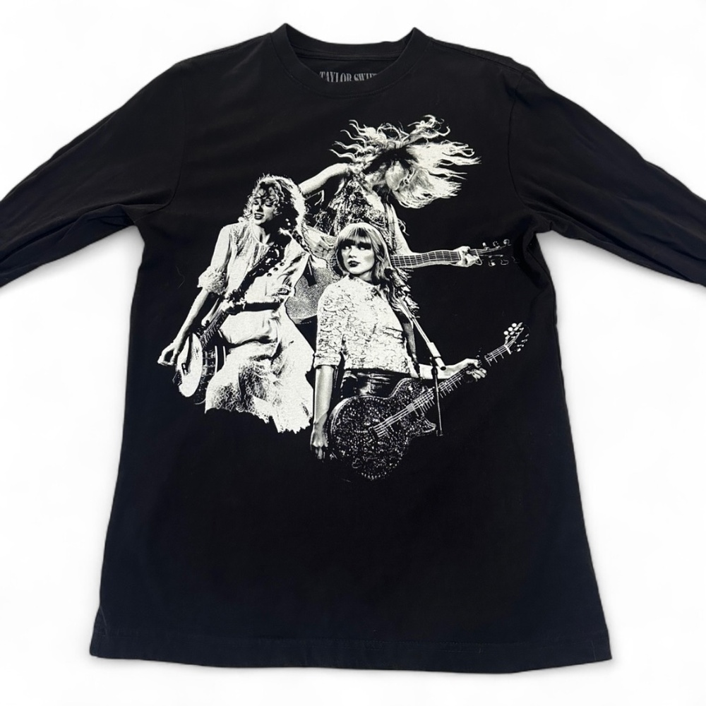 Taylor Swift The Eras Tour 2023 Collage Black Long Sleeve T-Shirt Size S Cotton